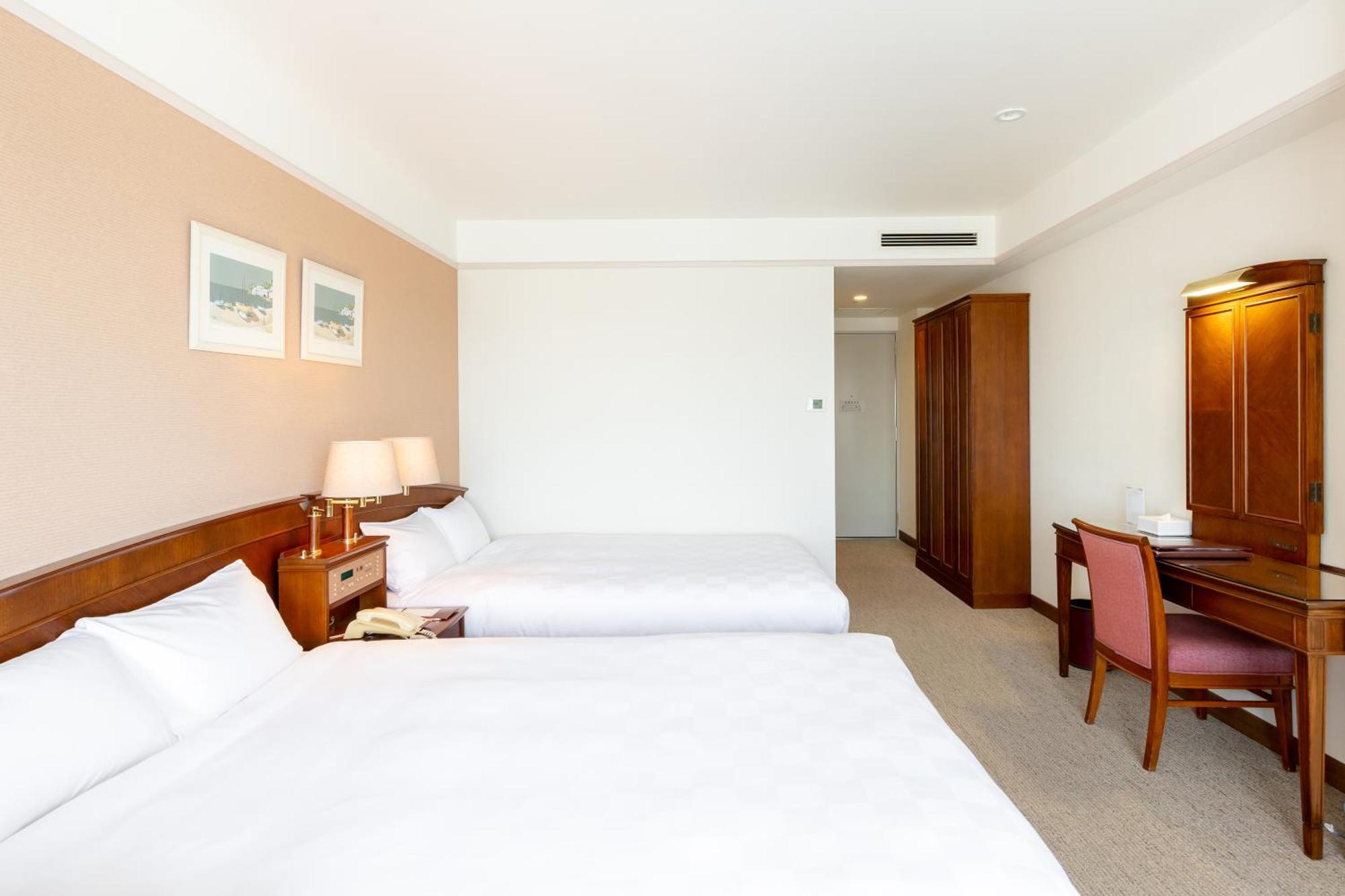Bellevue Garden Kansai International Airport Hotel Izumisano