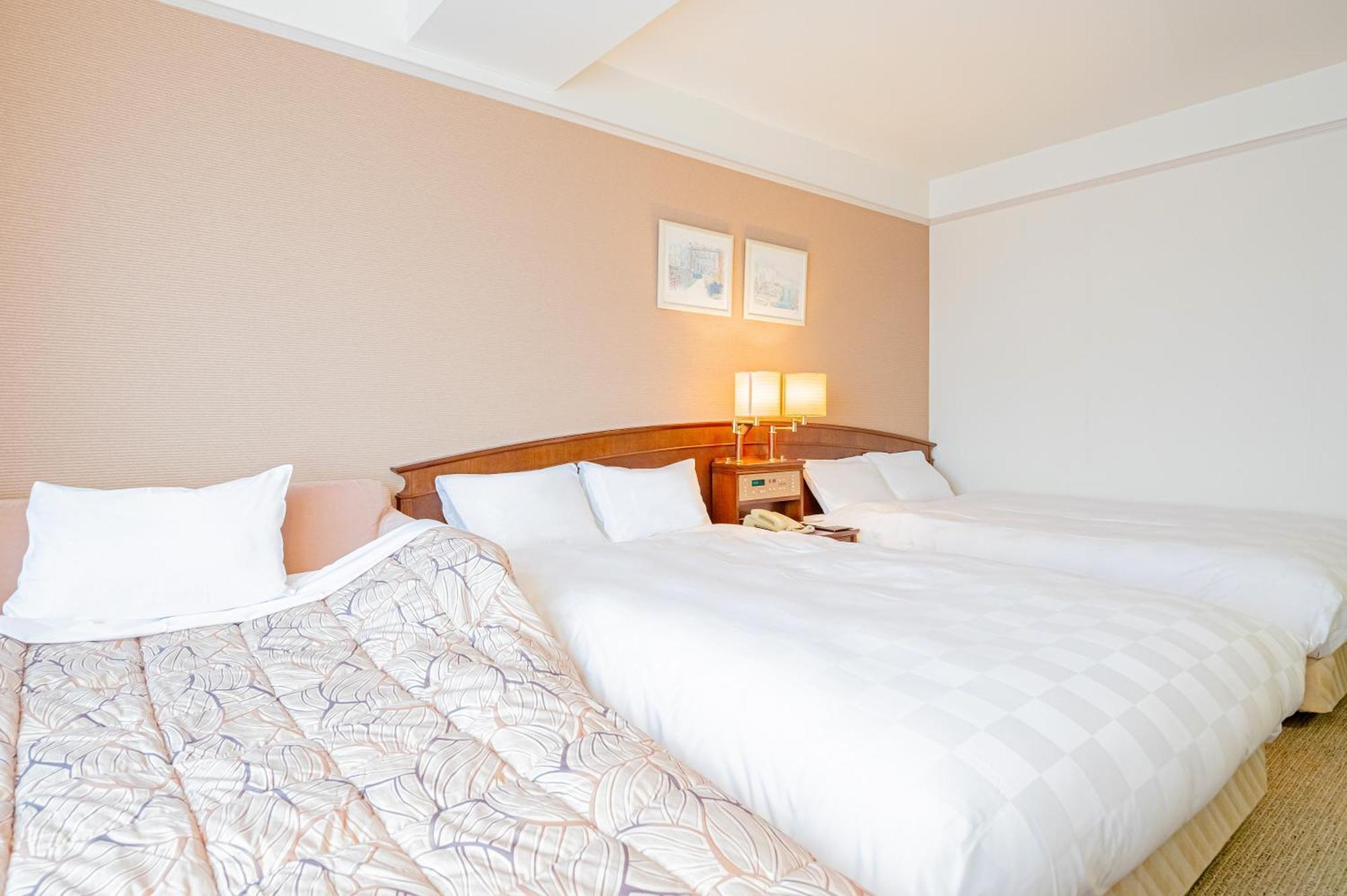 Hotel Bellevue Garden Kansai International Airport 4*